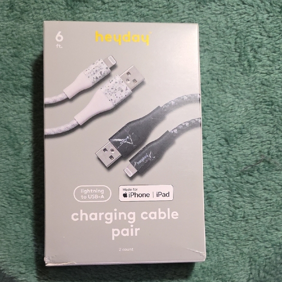 heyday Other - iPhone 2pack Heyday Dual Lightning to USB-A Cable Set - Black and White